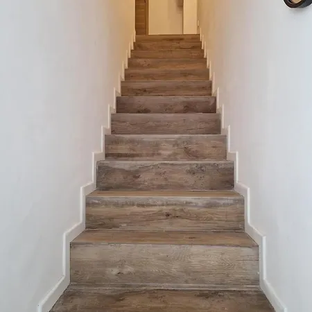 Apartament A 2 Pas De La Promenade Des *